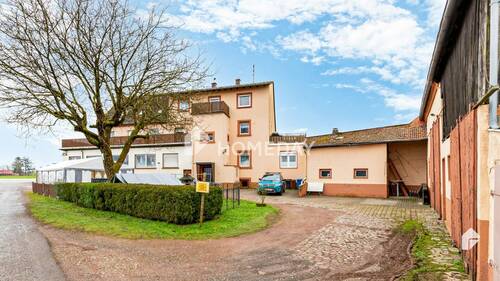 Außenansicht 2 - Mehrfamilienhaus, Wohnhaus mit 268,00 m² in Lemberg zum Kaufen