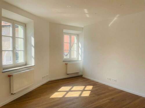 4 - Etagenwohnung mit 48,00 m&sup2; in Straubing zur Miete