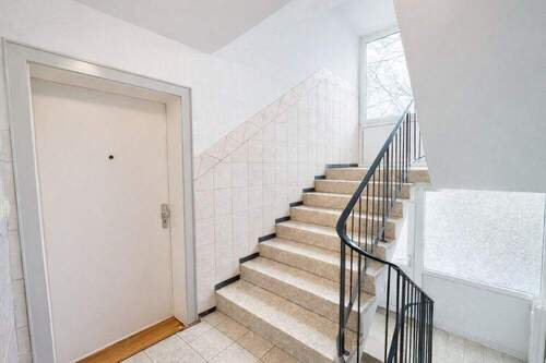 Treppenhaus Stoschstraße 20a - 