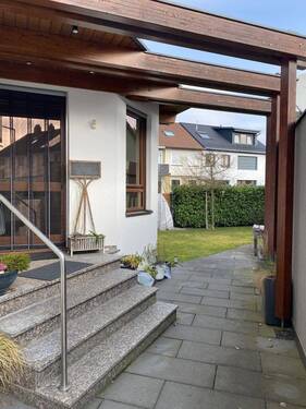 Eingangsbereich - 1 Zimmer Mehrfamilienhaus, Wohnhaus in Nürnberg