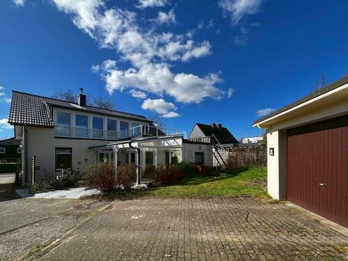 SCHRICK IMMOBILIEN: Ahrensburg - 6 Zimmer Einfamilienhaus in Ahrensburg