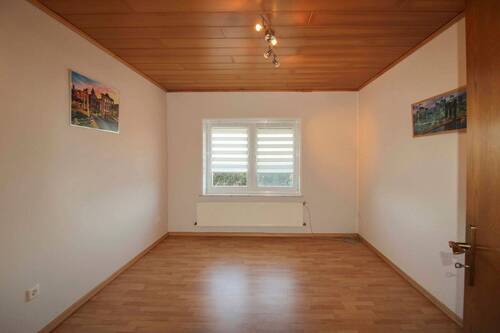 Büro o. Schlafzimmer - 