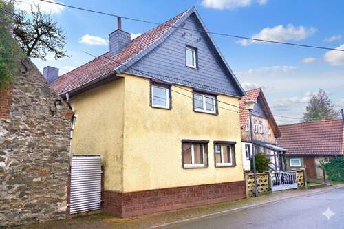 Hausansicht - 6 Zimmer Einfamilienhaus zum Kaufen in Südharz-Dietersdorf
