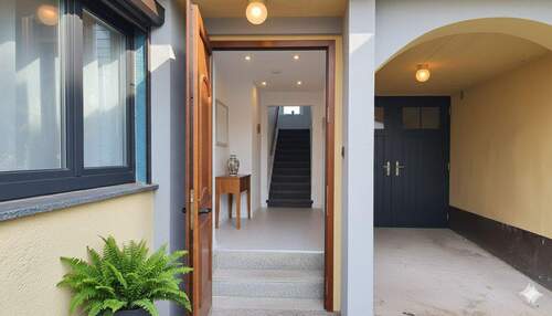 Sanierungsbeispiel Eingangsbereich - 