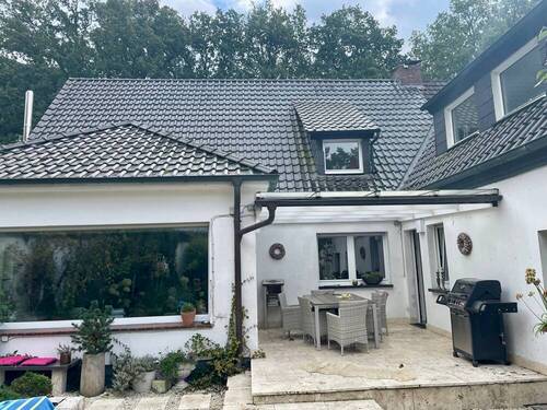 f429ba85-5761-44db-a098-d681fa6b7a33 - 