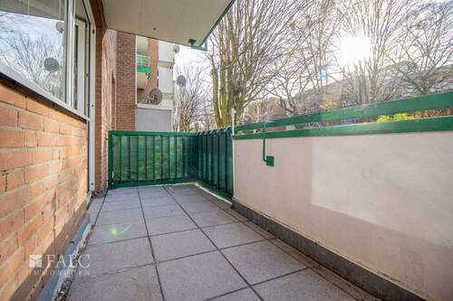 Ihr überdachter Balkon - 3 Zimmer Etagenwohnung in Aachen