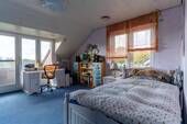 Schlafzimmer 2 im OG mit Loggia - 