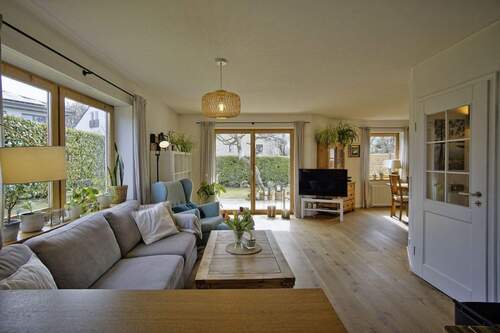 Wohnraum - 4 Zimmer Doppelhaushälfte in Ingolstadt