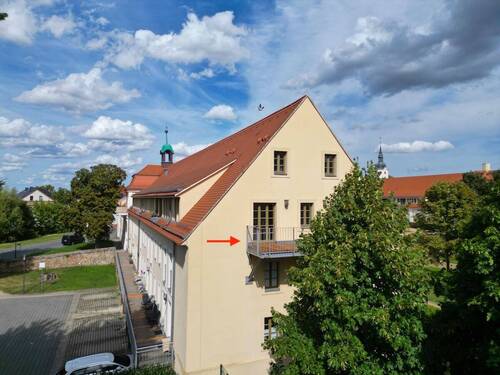 Hausansicht - 3 Zimmer Etagenwohnung zur Miete in Brandis