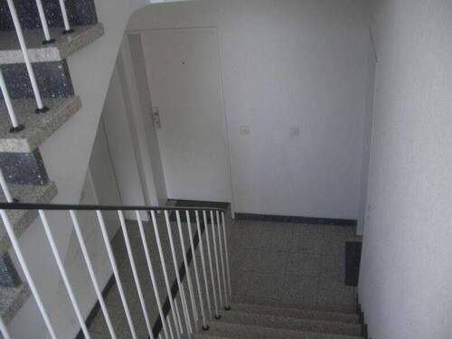 Treppenflur - Einfamilienhaus in Neuss