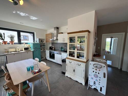 tempImage3LlsTW.jpg - 