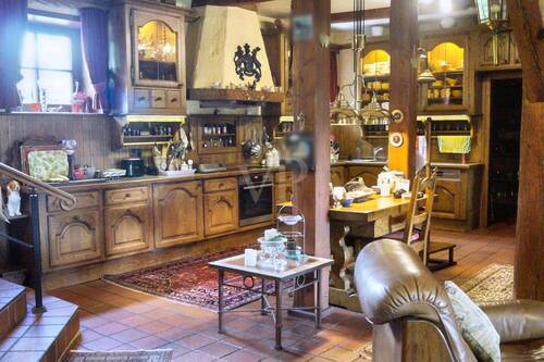 EG Küche - Einfamilienhaus mit 400,00 m² in Bergen zum Kaufen