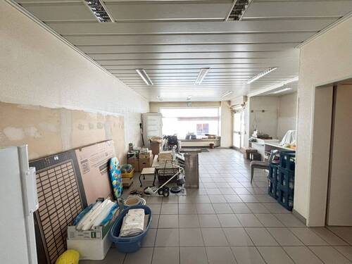 Großes Ladengeschäft.jpg - 