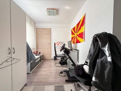 Kinderzismmer - Etagenwohnung mit 120,00 m&sup2; in Tuttlingen zum Kaufen