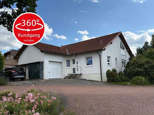 Exposéfoto - Schönes Einfamilienhaus in Boffzen