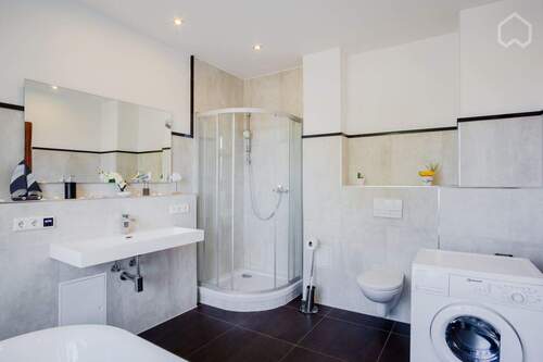 Badezimmer - 4 Zimmer Etagenwohnung in Leipzig