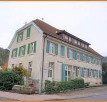 Zentrale 3-Zimmer-Erdgeschosswohnung mit 82 m² Wohnfläche ab 1. Mai zu vermieten. - Zell am Harmersbach