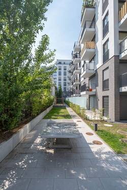 Spielplatz im Innenhof - 