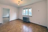 Erdgeschoss - Zimmer 1 - 8 Zimmer Mehrfamilienhaus, Wohnhaus zum Kaufen in Stuttgart