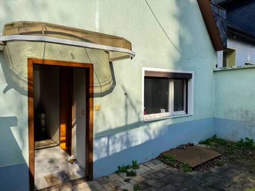 Haustür und Terrasse OG - 
