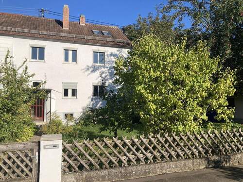 Bild 1 - Haus - 270.000,00&nbsp;EUR Kaufpreis, ca.&nbsp; 135,00&nbsp;m&sup2;&nbsp;Wohnfl&auml;che