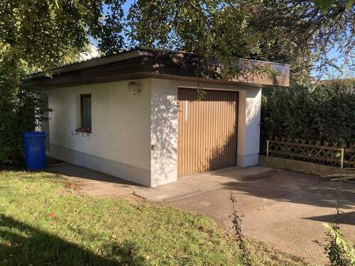 Bild 3 - 6 Zimmer Doppelhaushälfte in Buttenwiesen