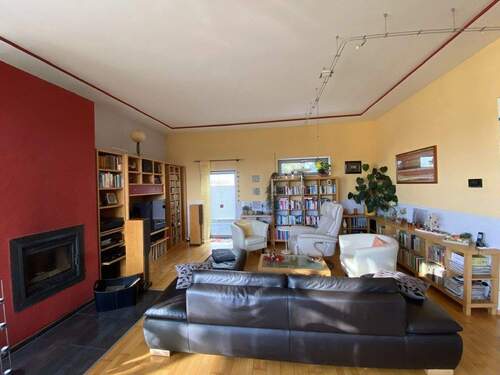 Wohnbereich mit Kamin - 