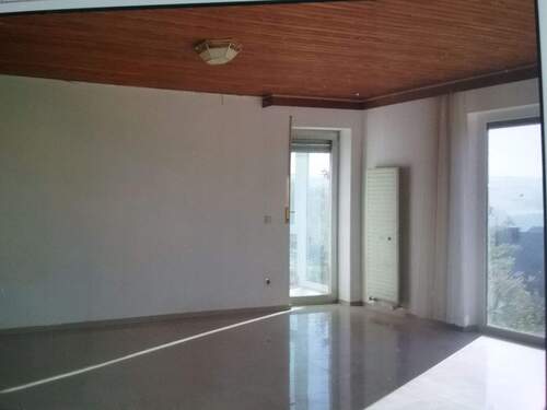 Wohnzimmer im EG - 4 Zimmer Etagenwohnung zum Kaufen in Gusterath