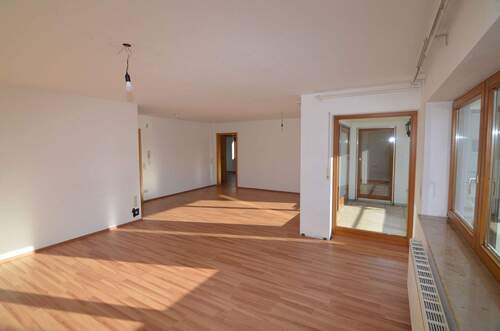 Wohn-/ Essbereich 2 - 3 Zimmer Etagenwohnung zum Kaufen in Riedlingen