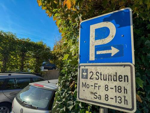 Besucherparkplätze - 