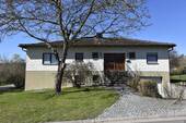 Aussenansicht - 6 Zimmer Einfamilienhaus zum Kaufen in Scheinfeld