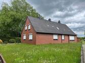 Außenansicht - Einfamilienhaus mit großem Garten in Osternburg zur Miete !