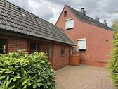Objekt außen - 8 Zimmer Einfamilienhaus in Oldenburg