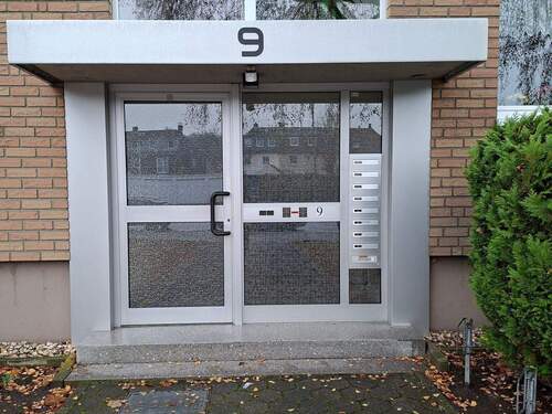4-Haus-Eingang.jpg - Etagenwohnung mit 70,00 m² in Gelsenkirchen zur Miete