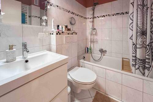 4. Bad - Etagenwohnung mit 49,00 m&sup2; in Remscheid zum Kaufen