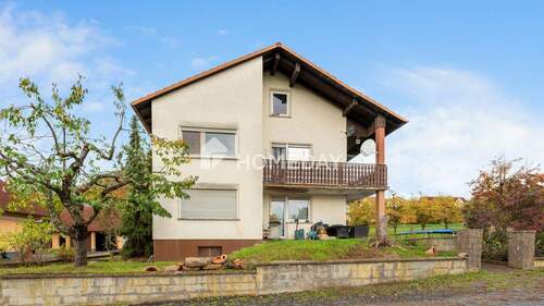 Außenansicht 2 - Teilvermietetes MFH mit 3 Wohneinheiten in ruhiger Lage von Oberelsbach-Weisbach