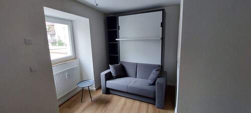 Bett mit Sofafunktion - 1 Zimmer Etagenwohnung zur Miete in Nürnberg