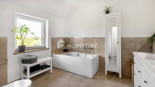 1. OG Badezimmer 1 - 