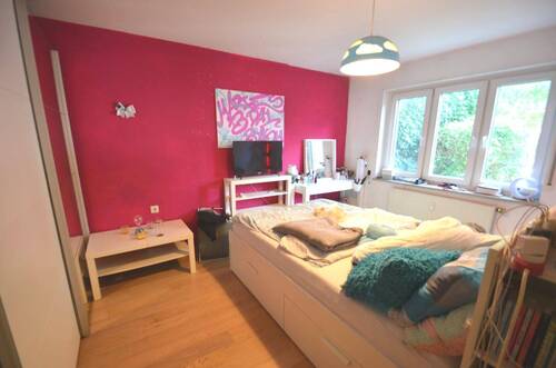 Schlafzimmer - 2 Zimmer Etagenwohnung in Böblingen