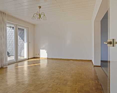 Wohnzimmer Erdgeschoss - Reihenmittelhaus mit 145,00 m² in Ratingen zum Kaufen