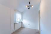 1. Zimmer - 