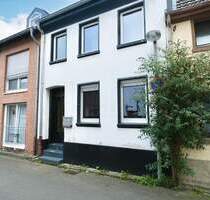 Gemütliches Reihenmittelhaus mit Potenzial und Wohlfühlambiente - Krefeld Hüls