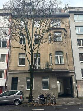 Bild 2 - 3 Zimmer Mehrfamilienhaus, Wohnhaus zum Kaufen in Düsseldorf
