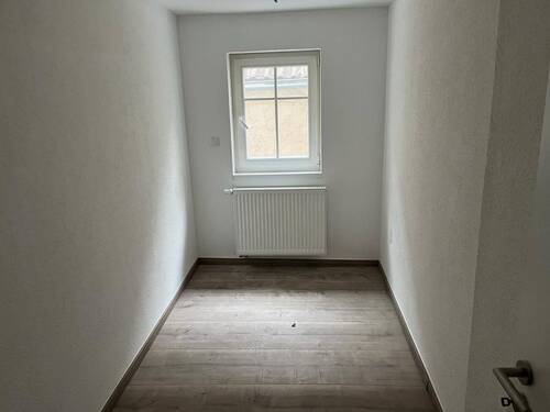 6a64a945-e2bb-40a1-a1fe-29d2247b8c11.JPG - 8 Zimmer Einfamilienhaus in Obernburg a.Main