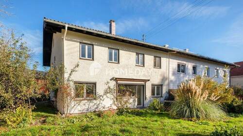 Außenansicht 3 - Solides Mehrfamilienhaus mit vier Einheiten und großem Garten