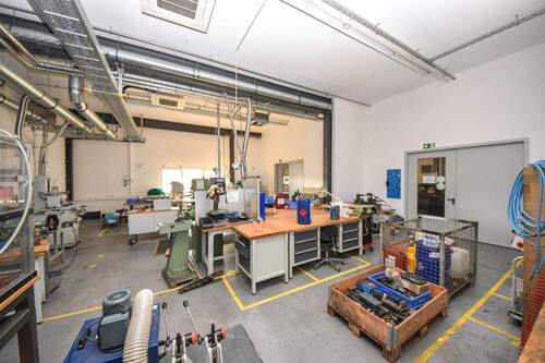 Lager- oder Produktionsraum EG - 