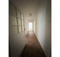 IN KÜRZE EINZIEHEN & WOHLFÜHLEN: 3-Zimmer Wohnung in ruhiger Sackgasse zu vermieten! - Bad Gandersheim