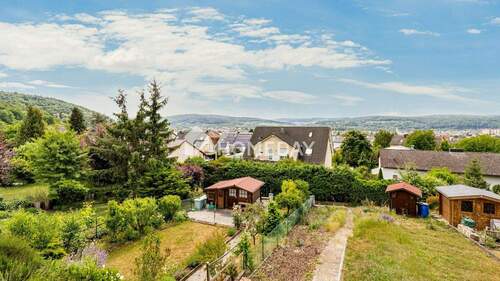 Ausblick - 7 Zimmer Reihenmittelhaus in Erlenbach am Main