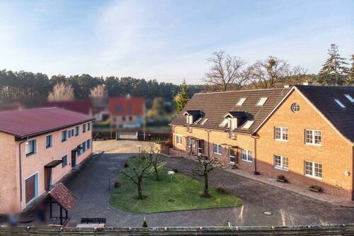Außenansicht IV - Mehrfamilienhaus, Wohnhaus mit 673,20 m&sup2; in Roggentin OT Blankenförde zum Kaufen