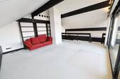 Galerie / Arbeitsbereich DG - 